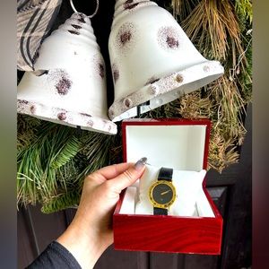 Gucci Luxury Black Gucci Luxury Watch
